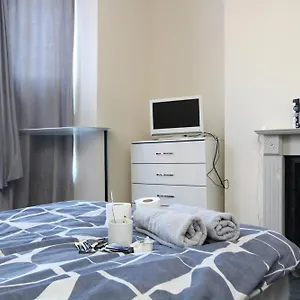Stafford Road 1 Guest house Southampton